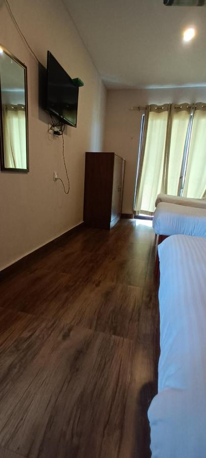 Hotel Dolly 포카라 외부 사진