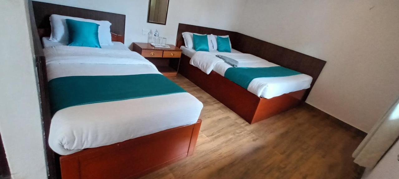 Hotel Dolly 포카라 외부 사진